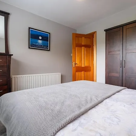 - 1 Bed Guest Flat Apartament *